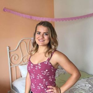 Meet your Posher, Julia